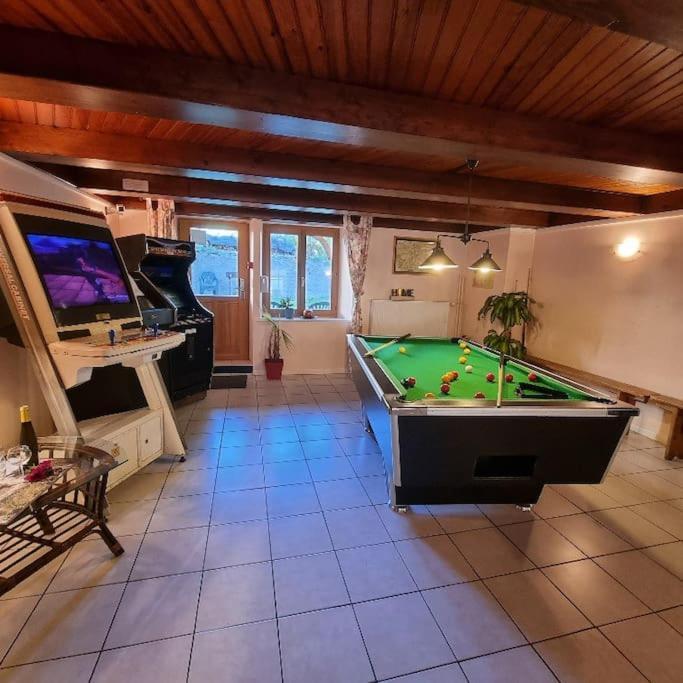 Gite Eglantine 2 A 6 Personnes Avec Spa Et Salle De Jeux Dans La Residence Ventron Zewnętrze zdjęcie