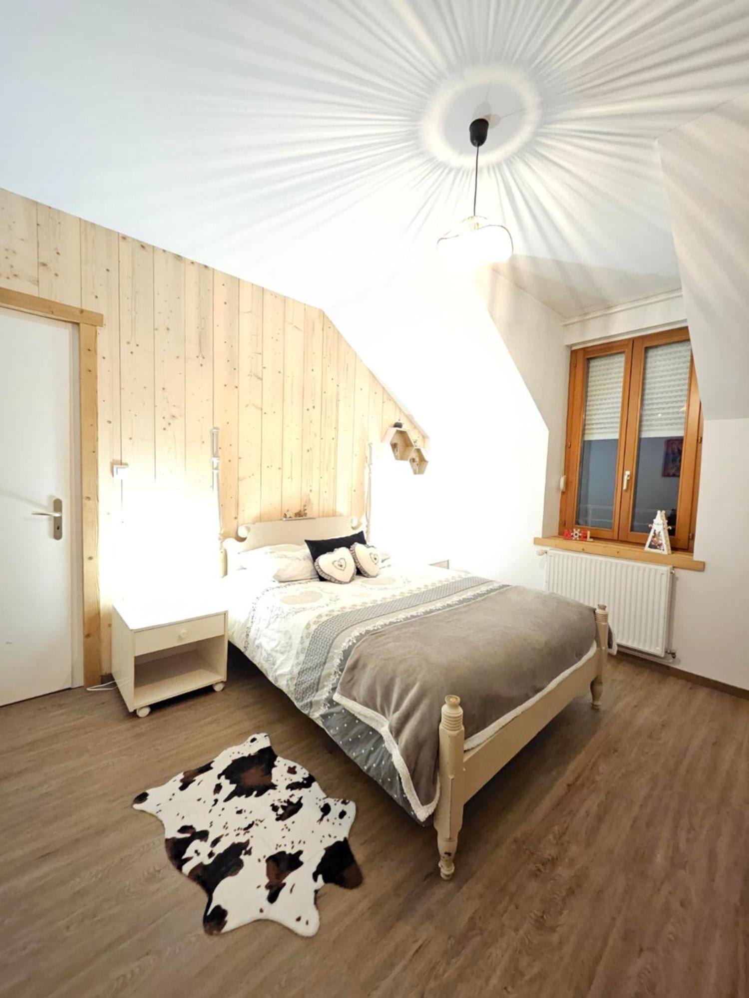 Gite Eglantine 2 A 6 Personnes Avec Spa Et Salle De Jeux Dans La Residence Ventron Zewnętrze zdjęcie